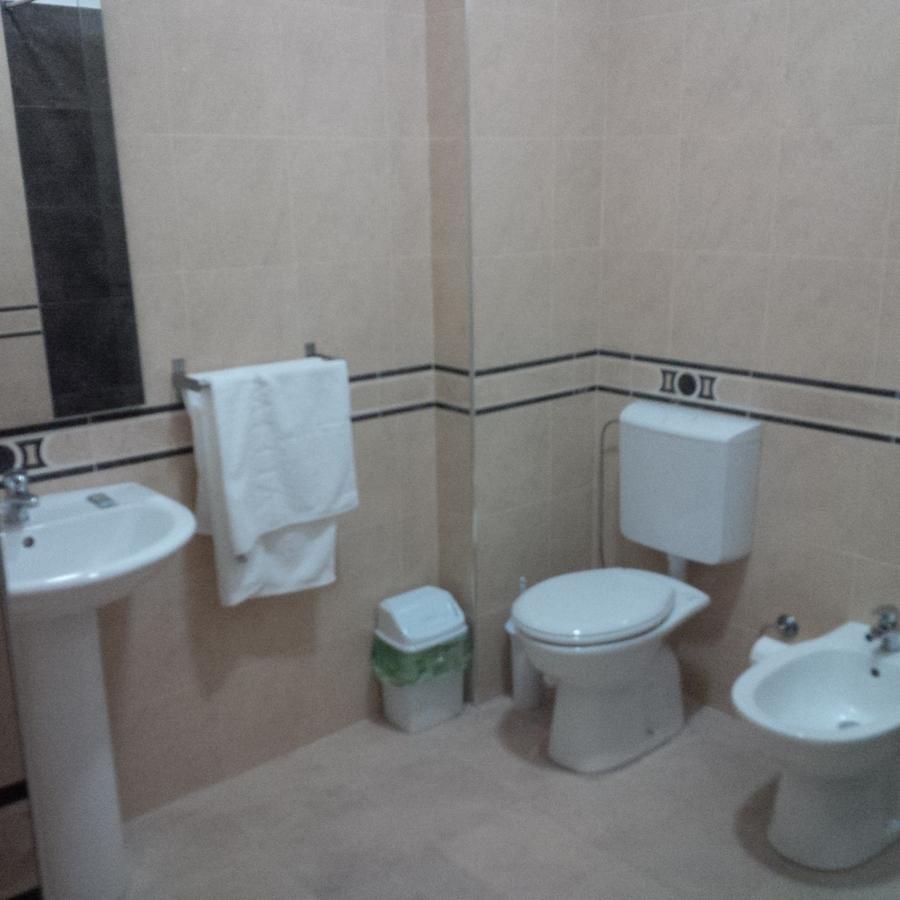 Herges Hotel Dıraç Dış mekan fotoğraf