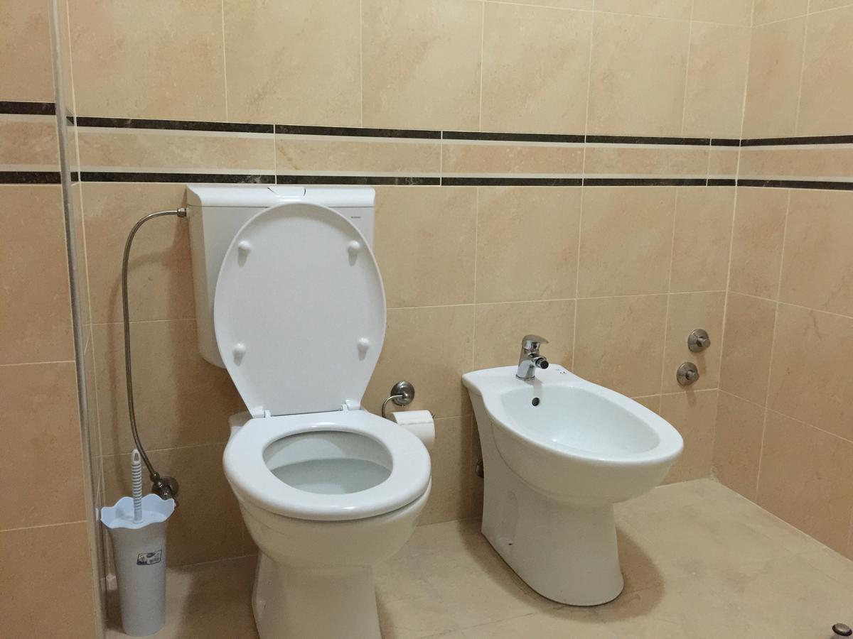 Herges Hotel Dıraç Dış mekan fotoğraf
