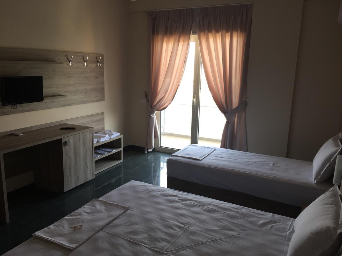 Herges Hotel Dıraç Dış mekan fotoğraf